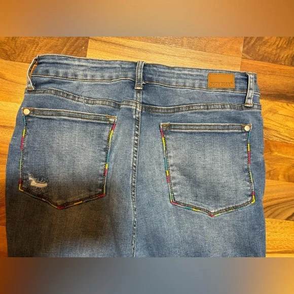 Judy Blue Skinny Fit Jeans 11 / 30 Distressed Rainbow Embroidered Raw Hem - Picture 3 of 7